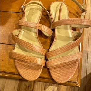 Talbots Tan Minimalist Sandals with Natural Sole size 8